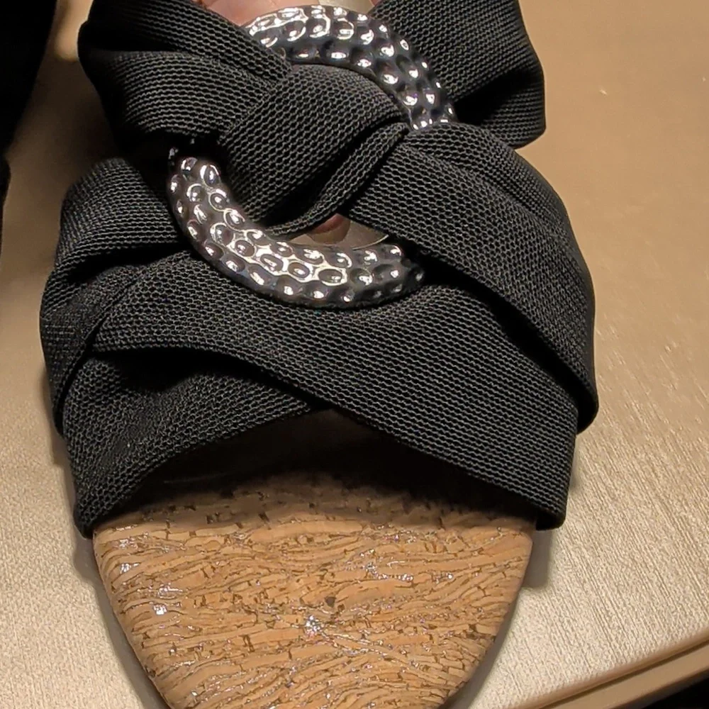 Impo Rexine Power Mesh Sandal Memory Foam Black Cork Wedge Sandals Nwt 8